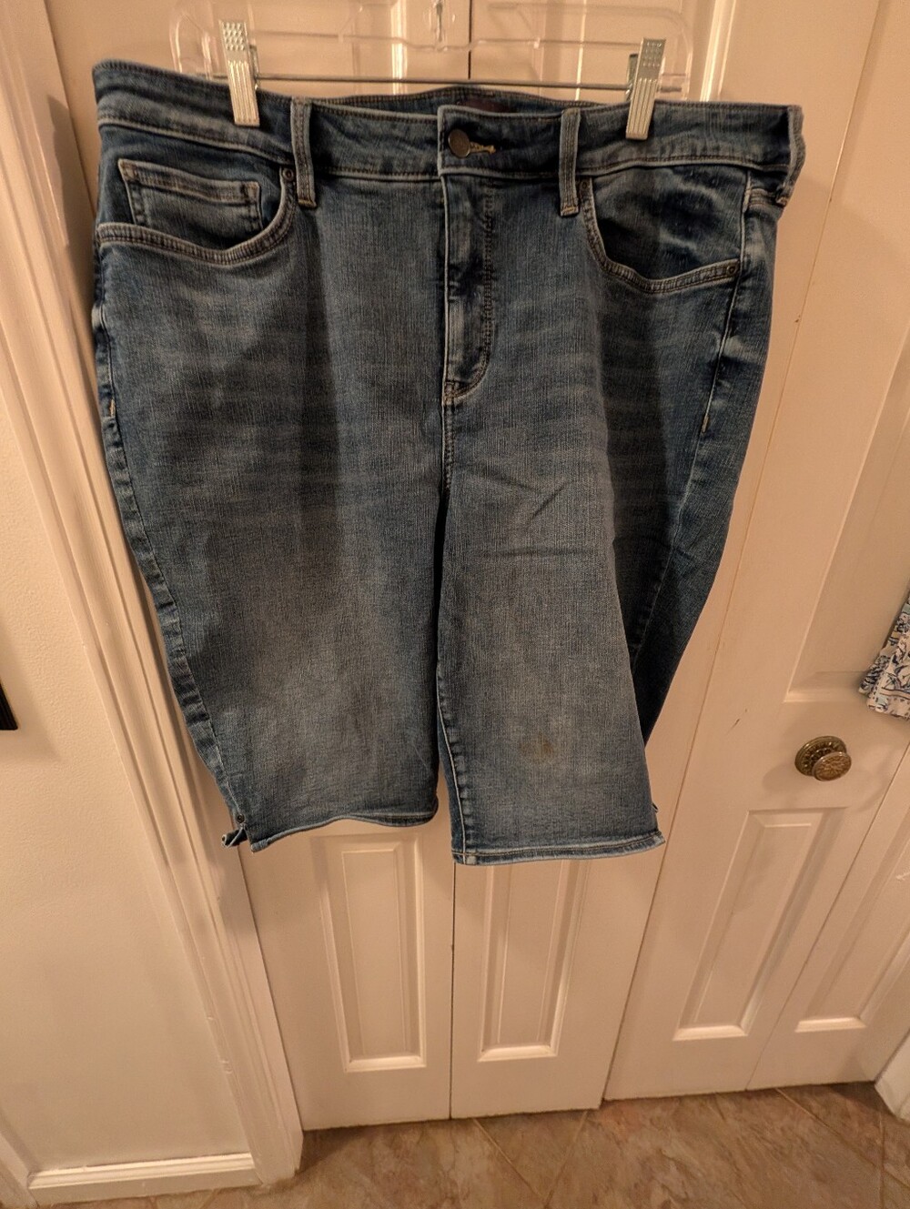 NYDJ Woman's Denim Wash Bermuda Shorts Size 20W